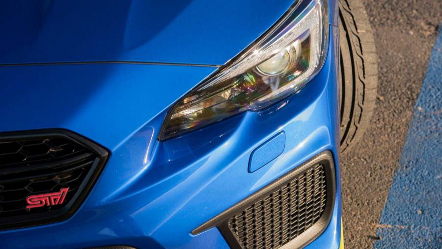 Детали экстерьера Subaru WRX STI Diamond Edition 2018 года  (ZA) (фото 57 из 58)